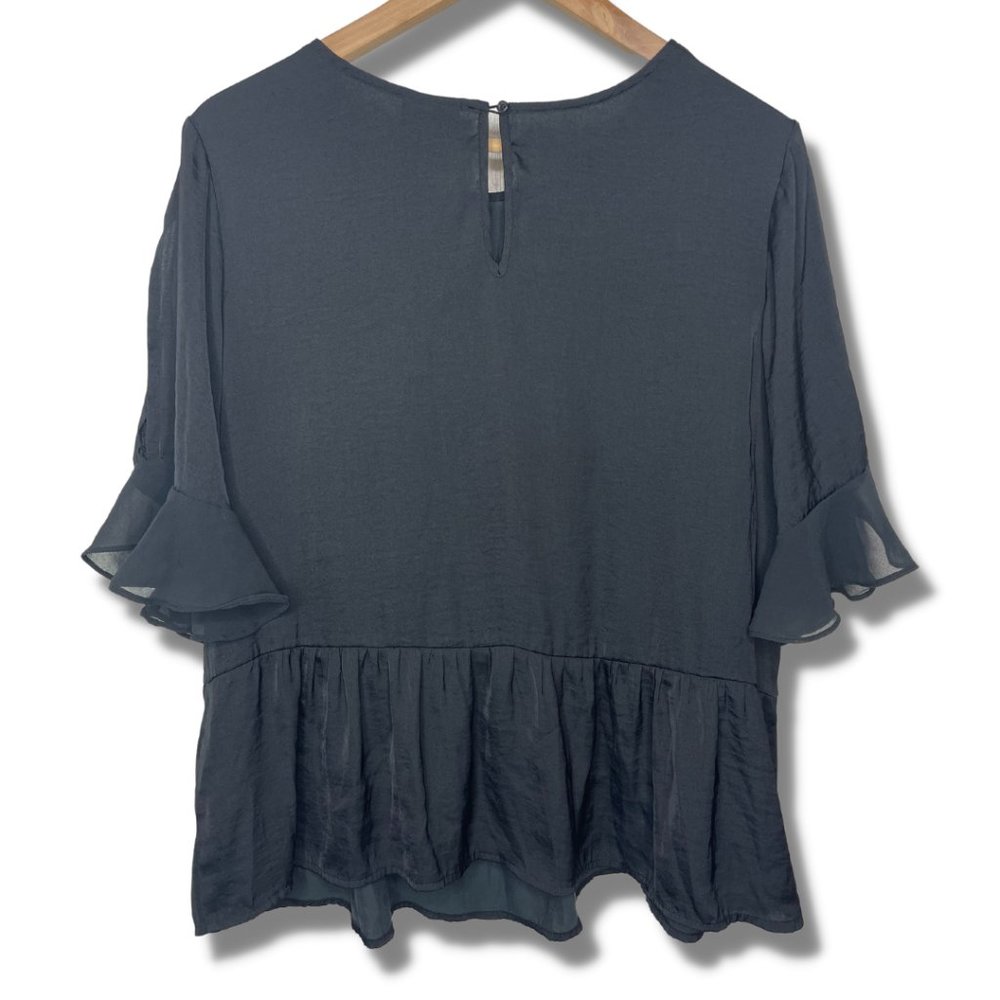 Who What Wear | Black Ruffled Blouse | Size M - Picture 4 of 8